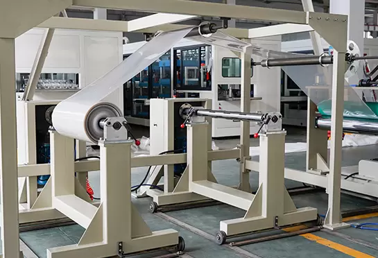 ส่วนที่คดเคี้ยวสองสถานีใช้การสลับประเภทรถเข็น ลูกกลิ้งที่คดเคี้ยวพร้อมเพลาแก๊ส ถอดประกอบง่าย ประสิทธิภาพสูง ความเข้มแรงงานต่ำ